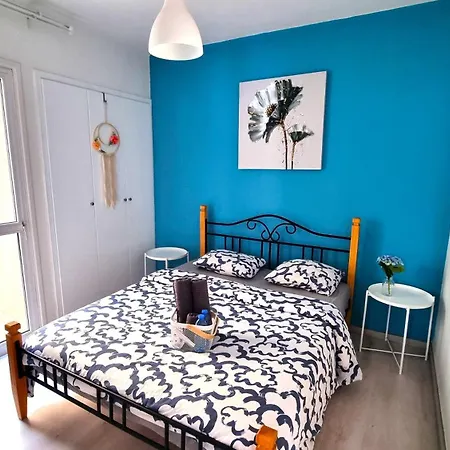 Apartament 2br Coastal Comfort With Internet Access Larnaca