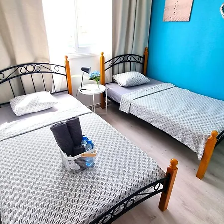 2br Coastal Comfort With Internet Access Apartment