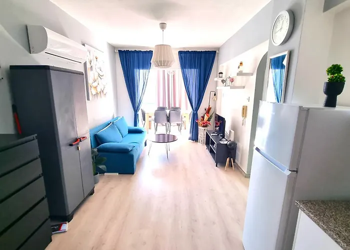 2br Coastal Comfort With Internet Access Apartmán Larnaca